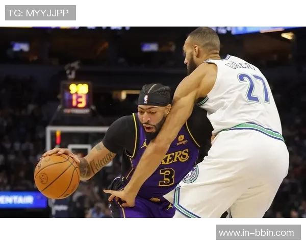 康利谈与爱德华兹的互动关系积极提供建议并乐于交流问题