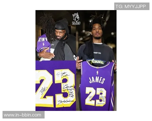 詹姆斯赠送字母哥签名球衣球员间友谊再升温引发热议