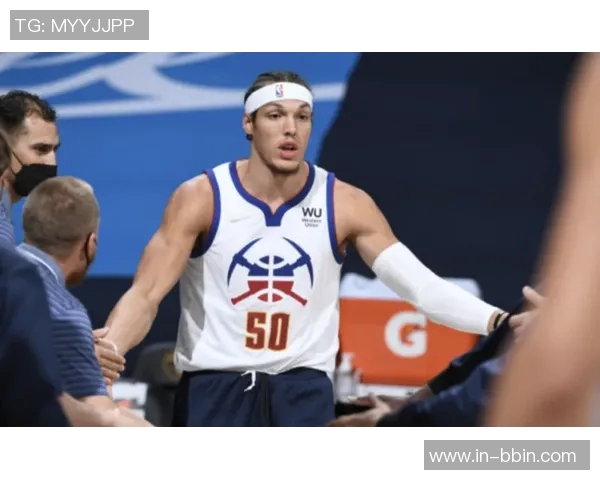 锡安首节未得分迅速反弹半场高效8中6贡献13分5篮板3助攻