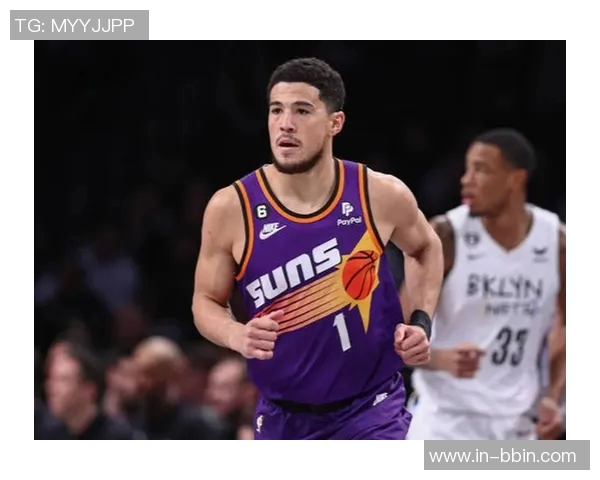 布克手感不佳依靠罚球逆袭18投7中贡献27分4篮板4助攻 布克手感不佳依靠罚球逆袭18投7中贡献27分4篮板4助攻